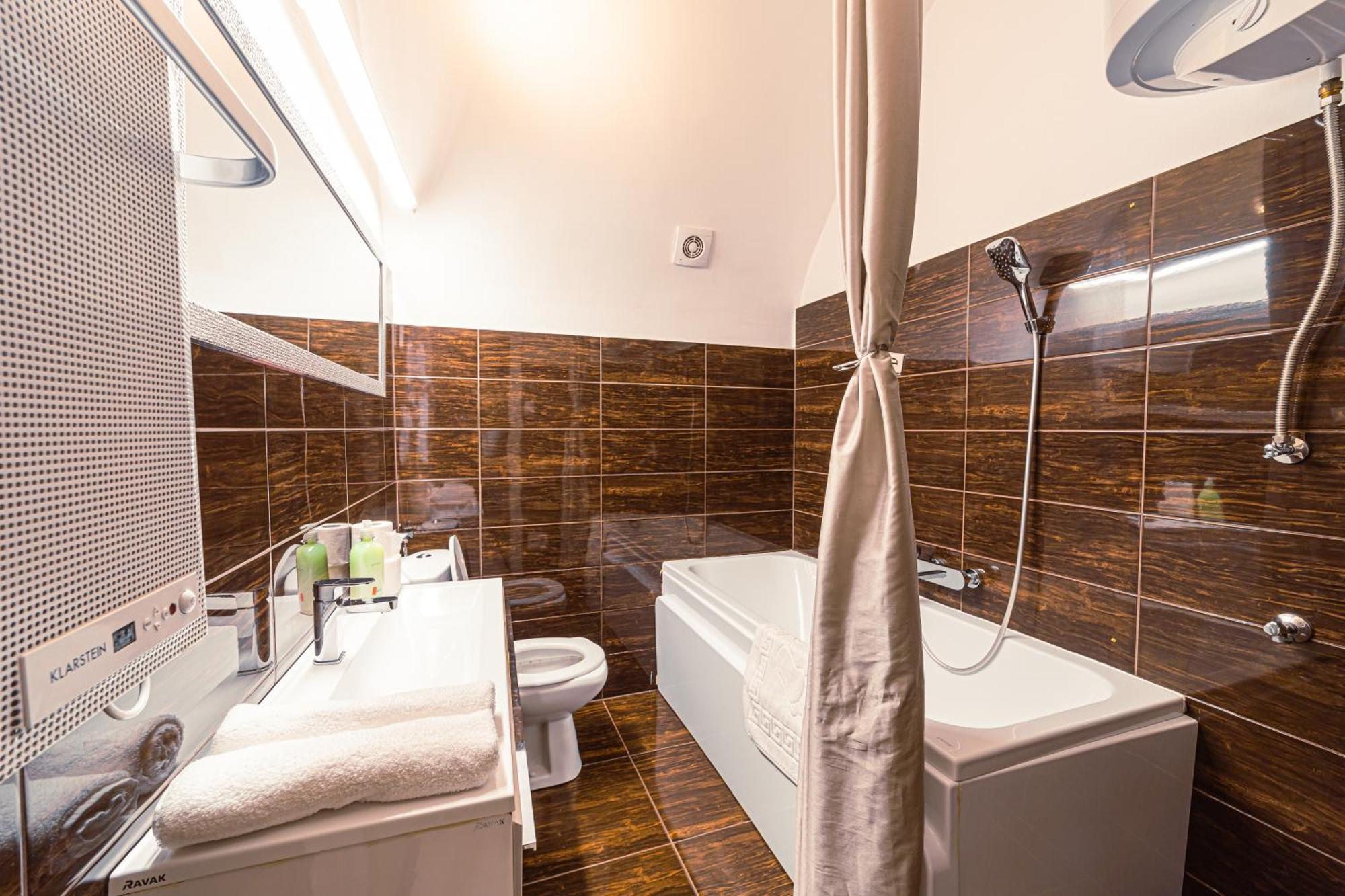 Komlo Apartman - Stefan Kőszeg Exterior foto